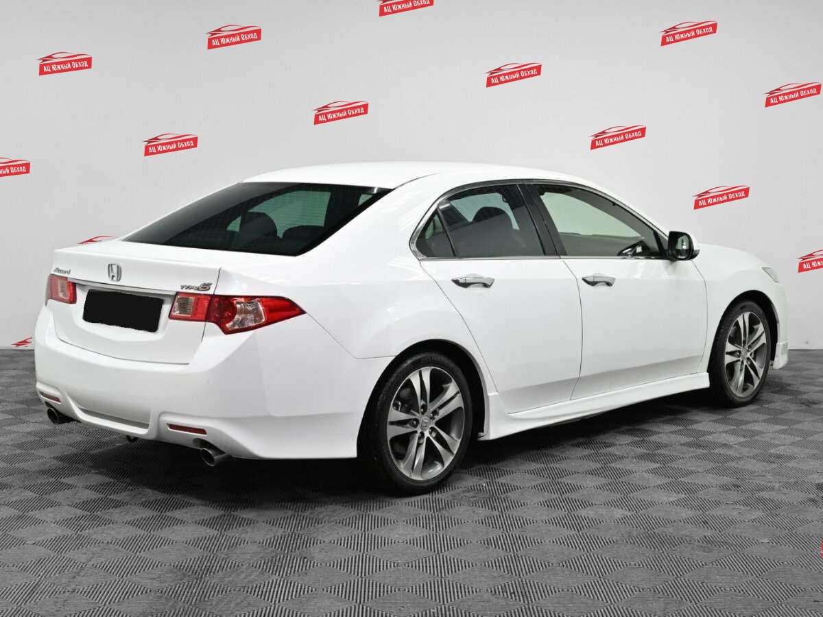 Купить Honda Accord с пробегом. Фото: #1