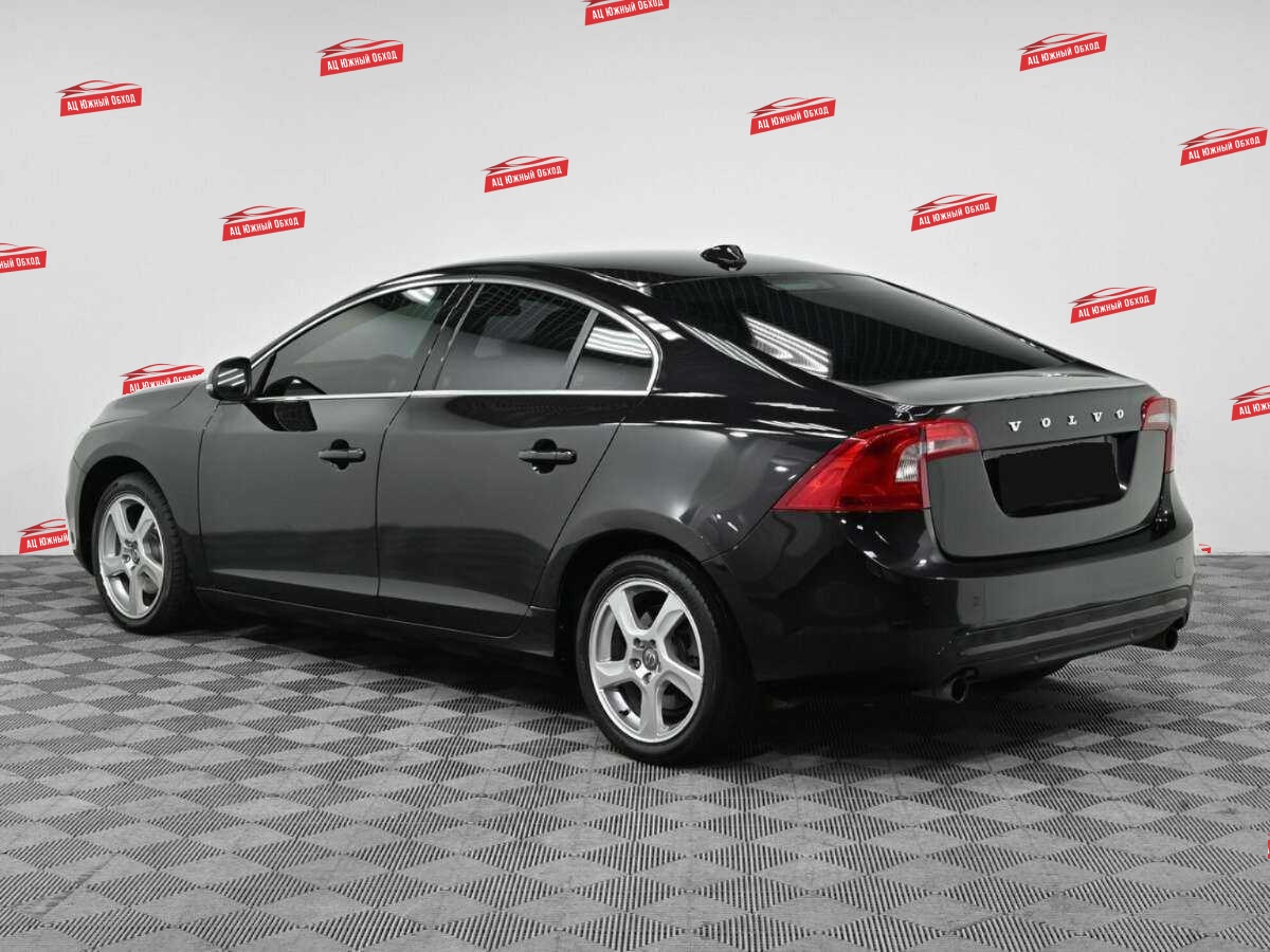 Купить Volvo S60 с пробегом. Фото: #3