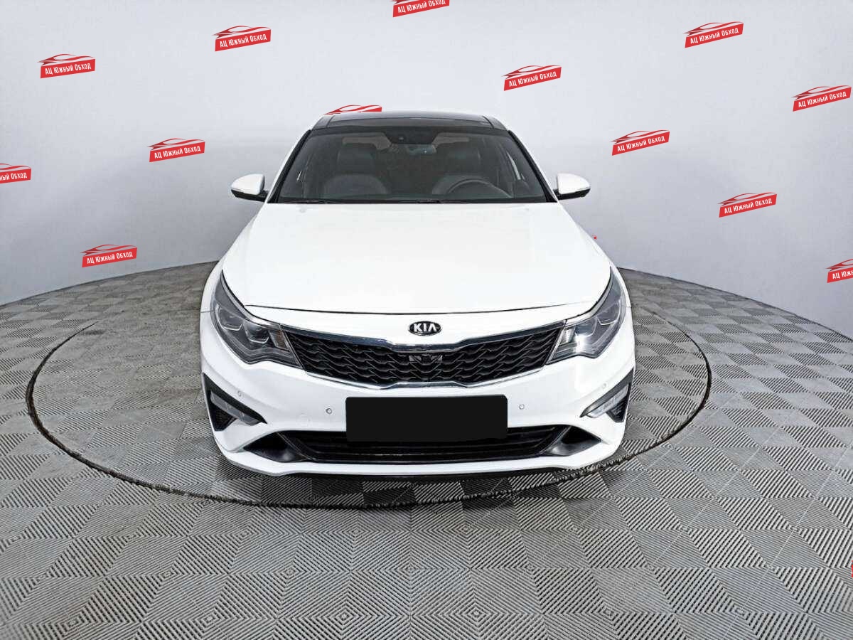 Купить Kia Optima с пробегом. Фото: #1