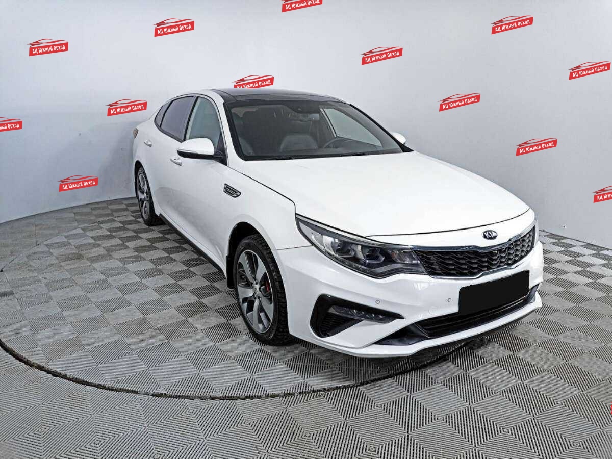 Купить Kia Optima с пробегом. Фото: #2