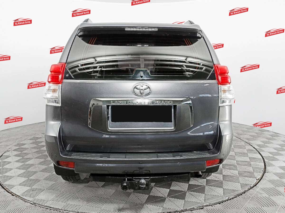 Купить Toyota Land Cruiser Prado с пробегом. Фото: #4