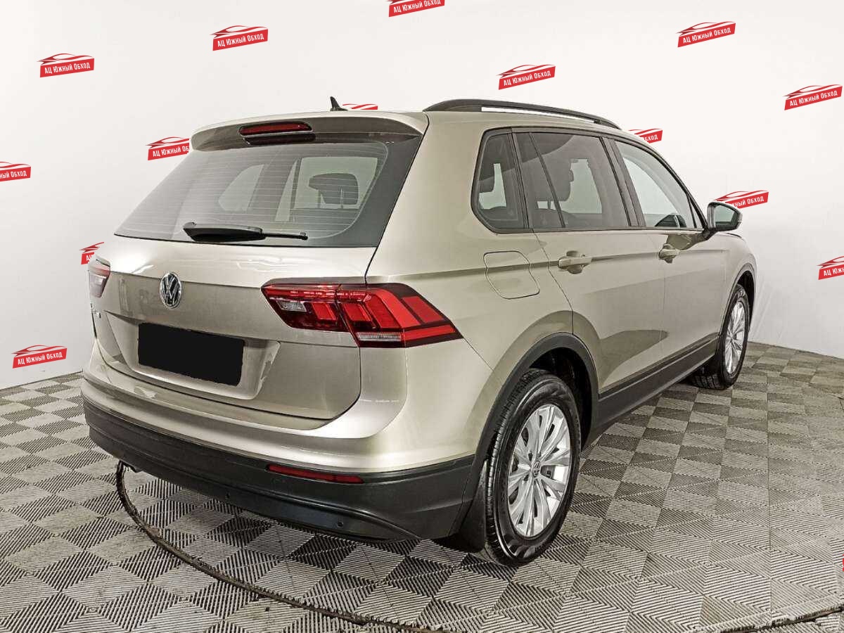 Купить Volkswagen Tiguan с пробегом. Фото: #4