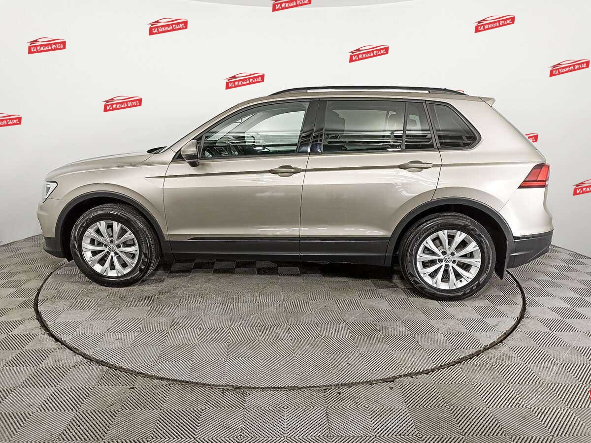 Купить Volkswagen Tiguan с пробегом. Фото: #7