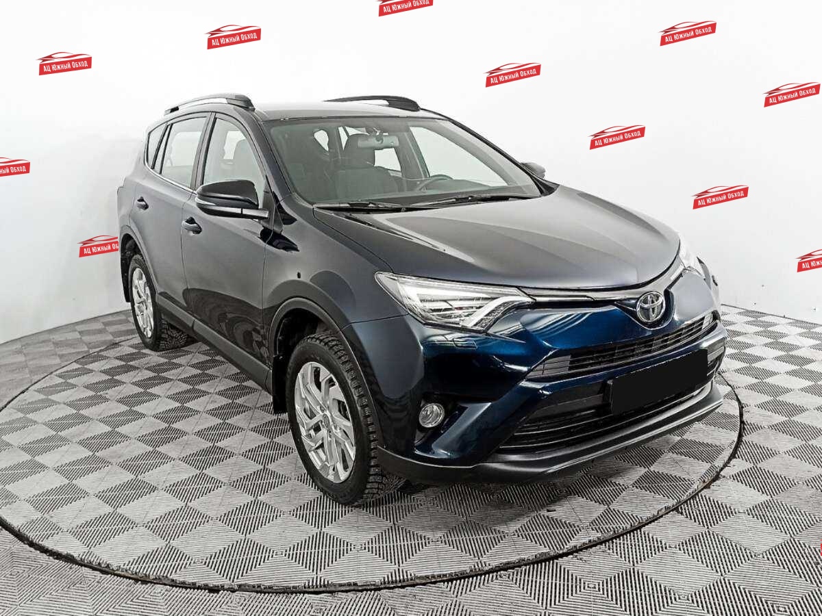 Купить Toyota RAV4 с пробегом. Фото: #2