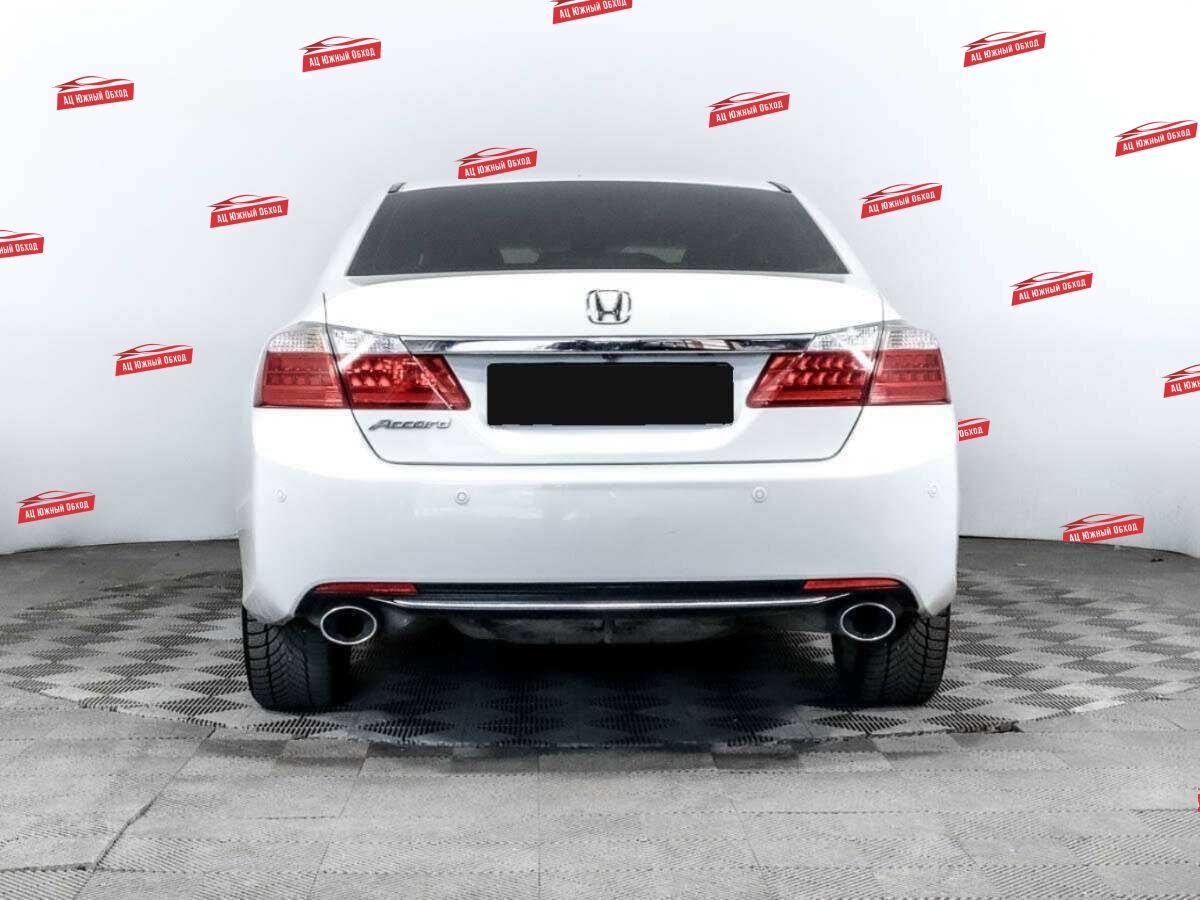 Купить Honda Accord с пробегом. Фото: #4