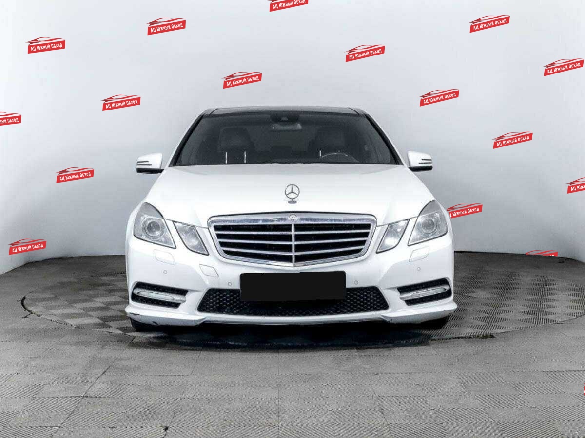 Купить Mercedes-Benz E-Класс с пробегом. Фото: #1