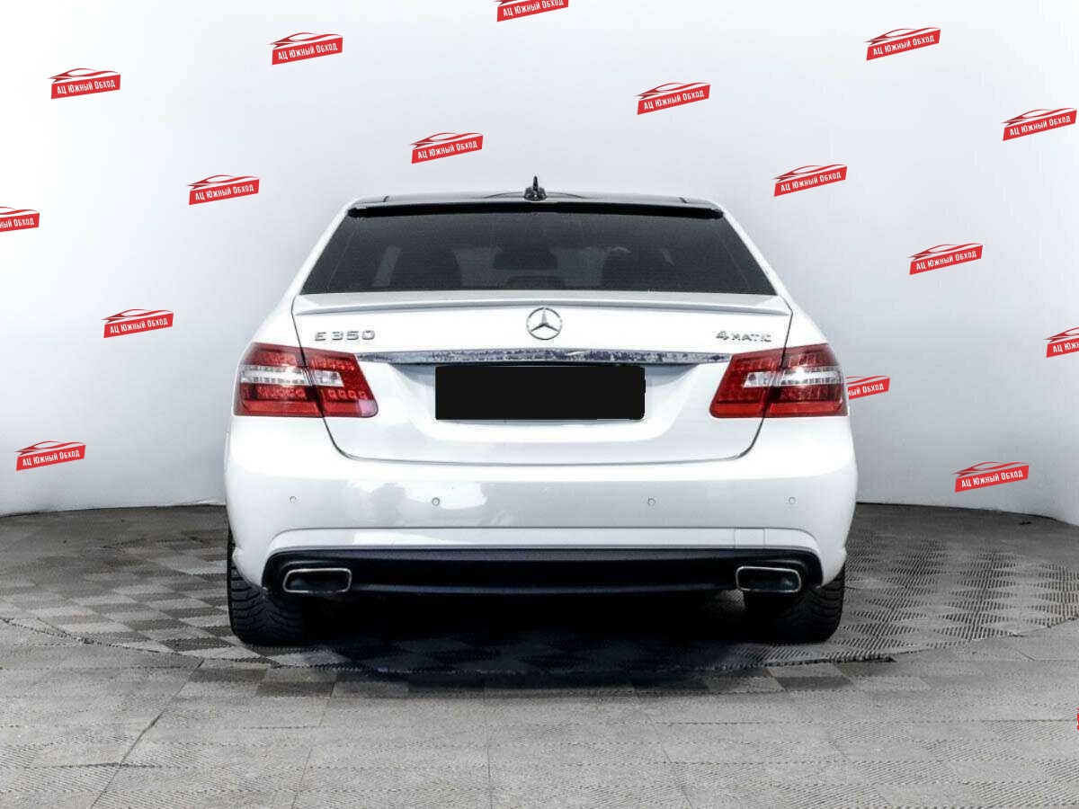 Купить Mercedes-Benz E-Класс с пробегом. Фото: #4