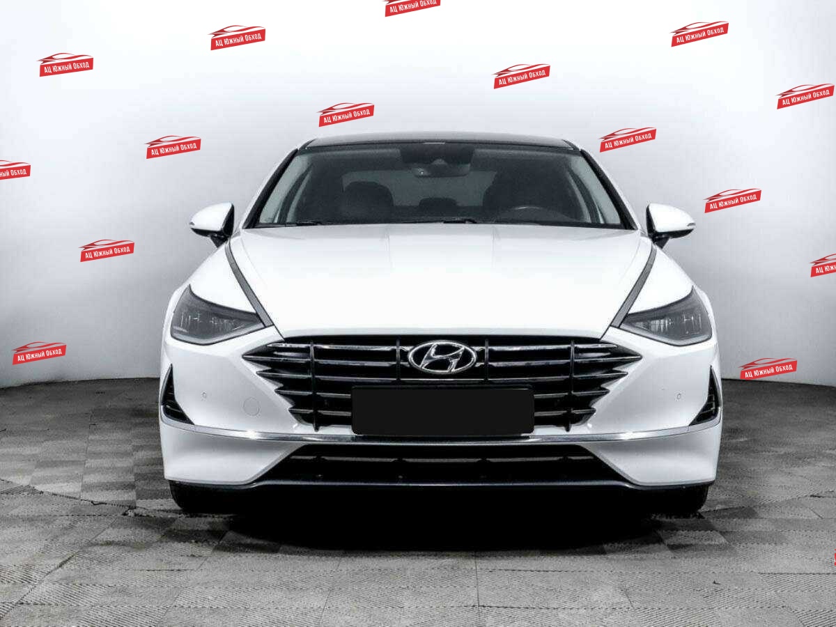 Купить Hyundai Sonata с пробегом. Фото: #1