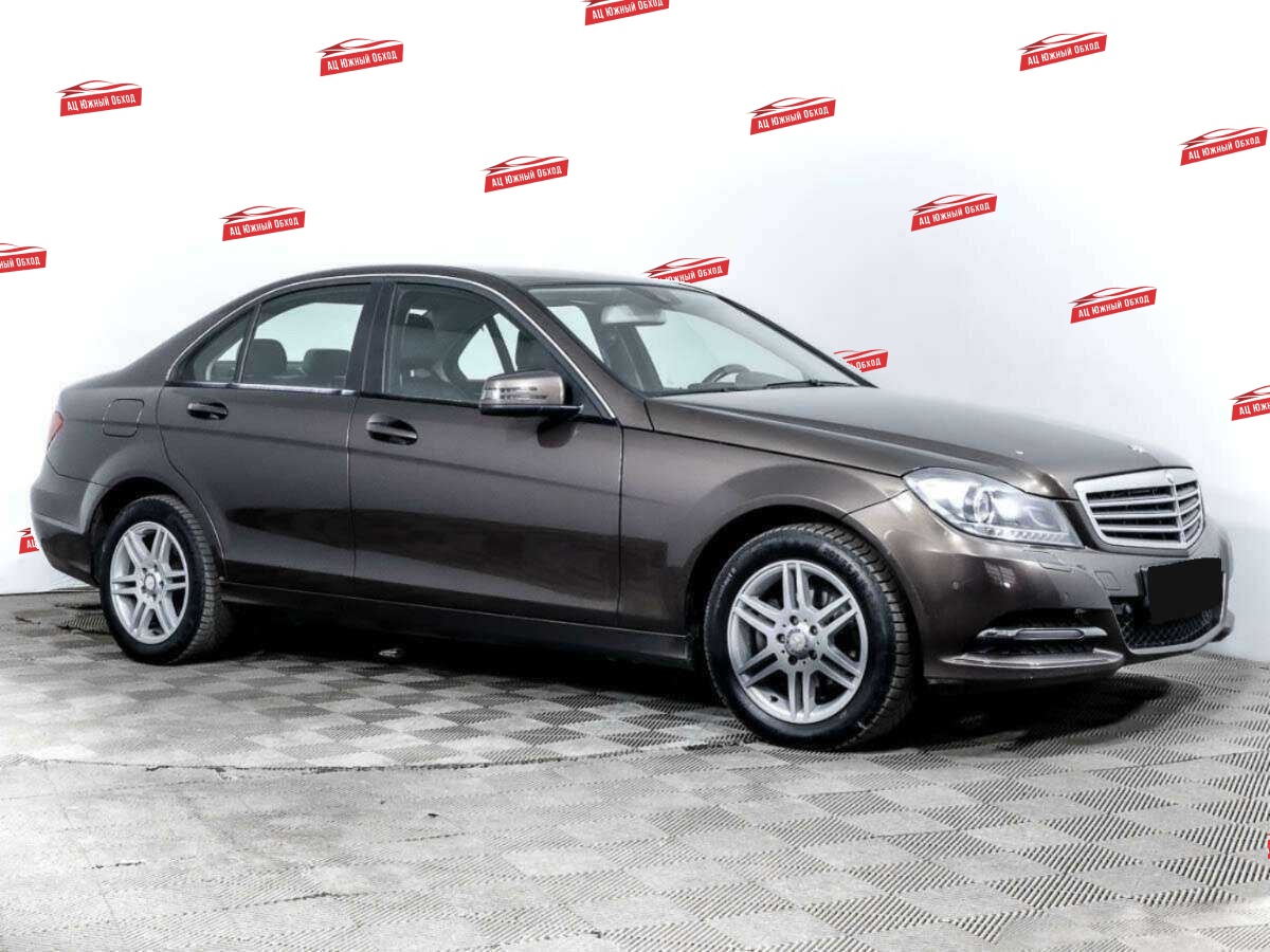 Купить Mercedes-Benz C-Класс с пробегом. Фото: #2