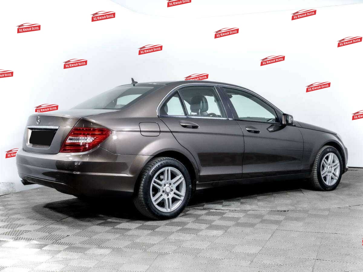 Купить Mercedes-Benz C-Класс с пробегом. Фото: #3