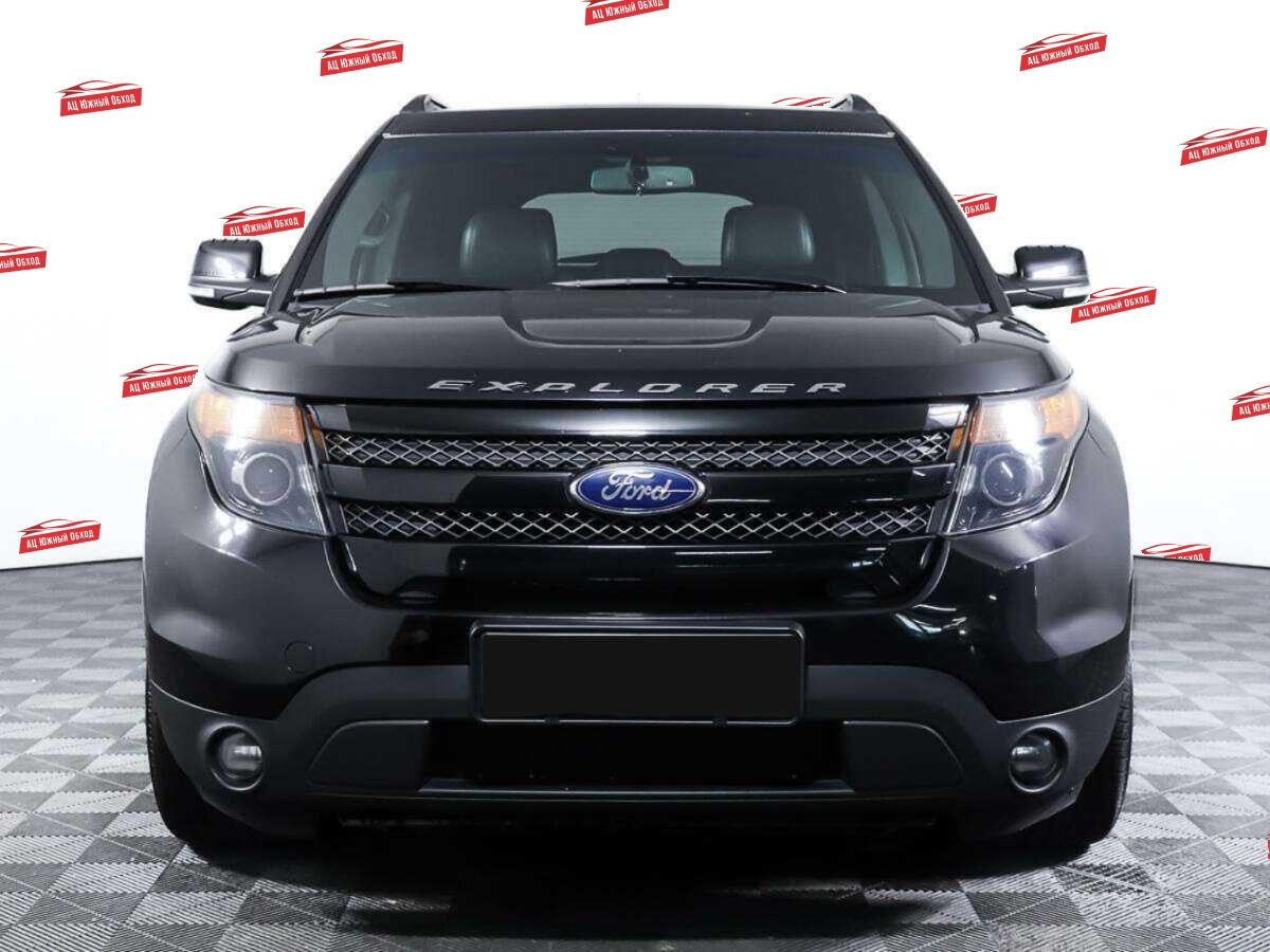 Купить Ford Explorer с пробегом. Фото: #1
