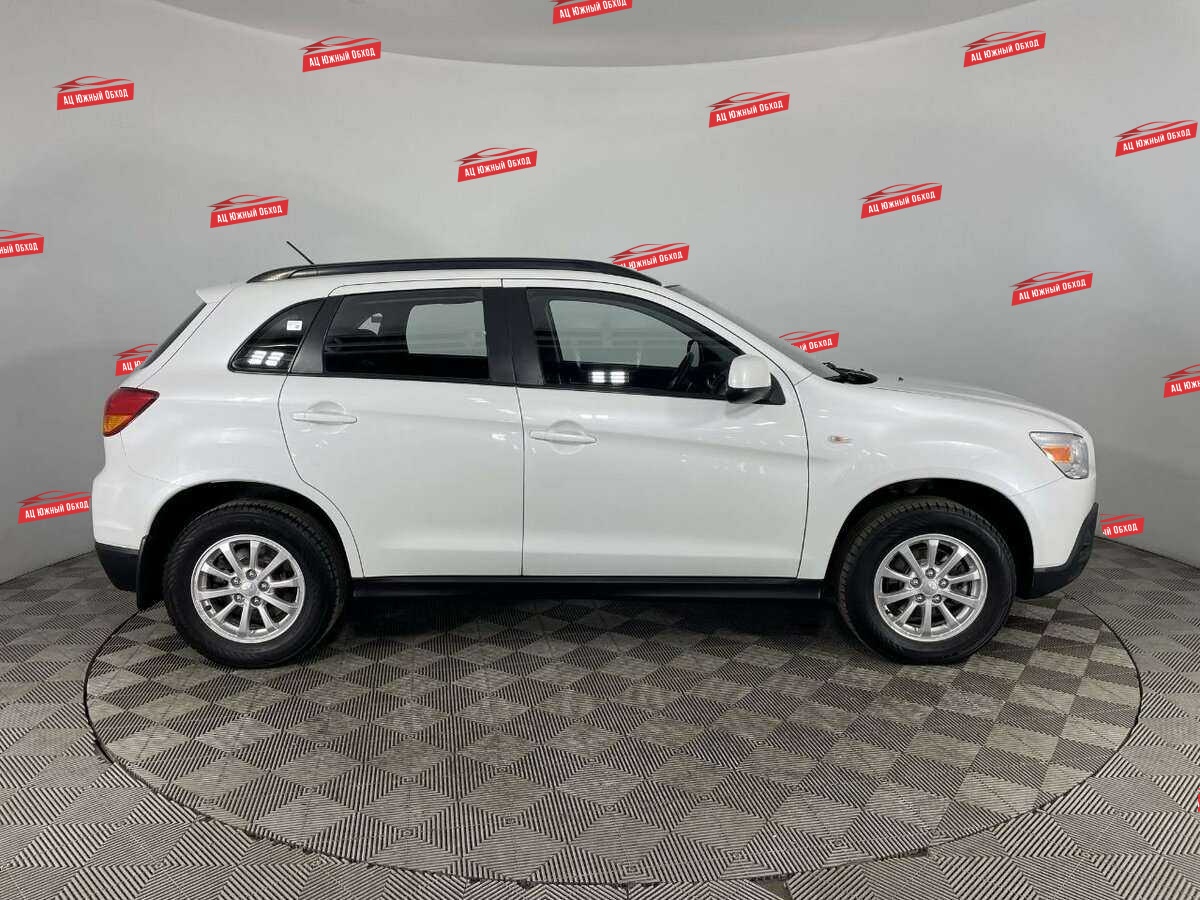 Купить Mitsubishi ASX с пробегом. Фото: #3