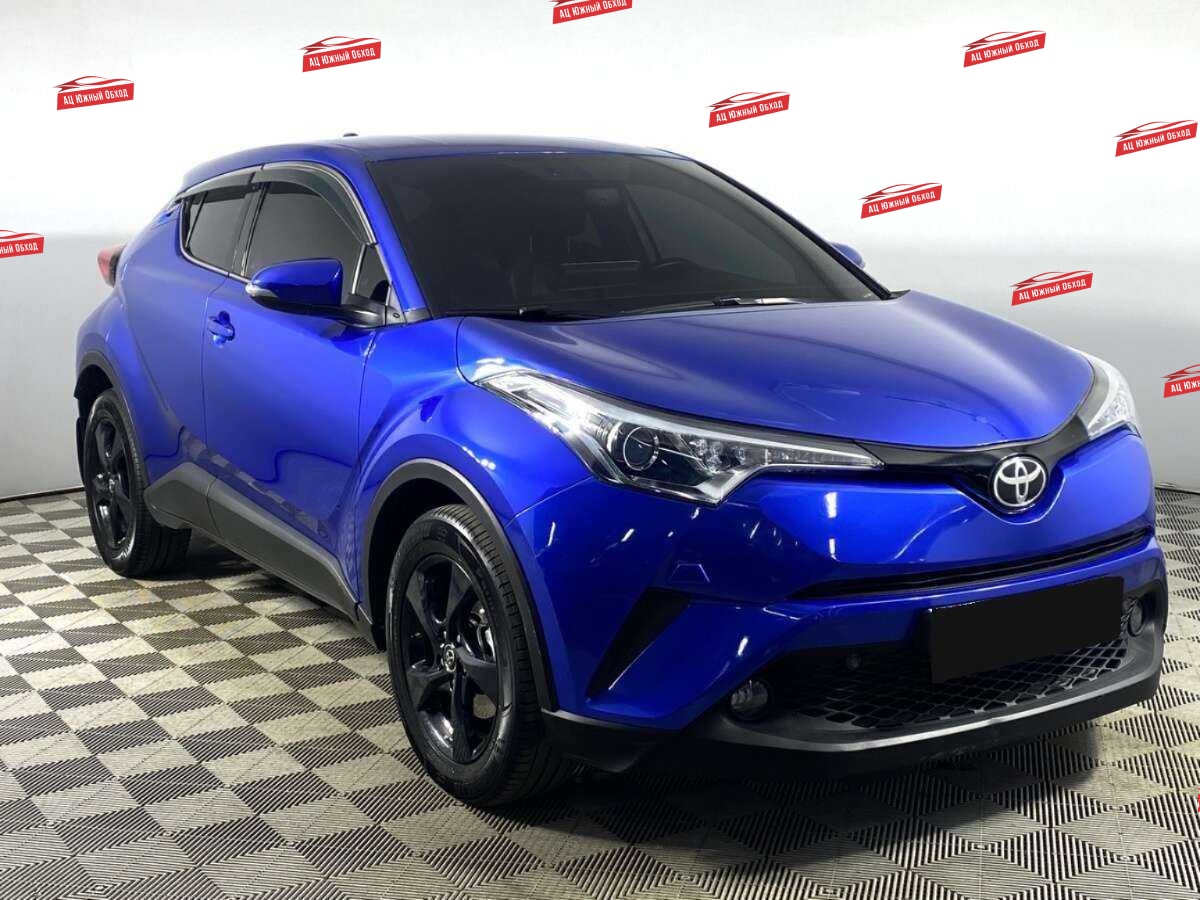 Купить Toyota C-HR с пробегом. Фото: #2