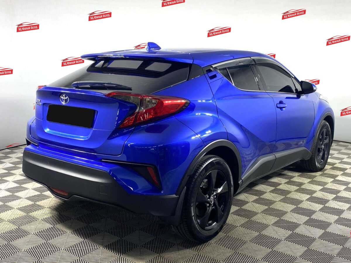 Купить Toyota C-HR с пробегом. Фото: #3