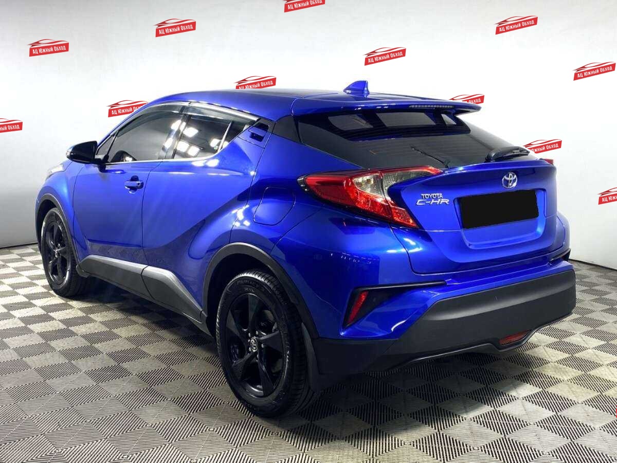 Купить Toyota C-HR с пробегом. Фото: #5