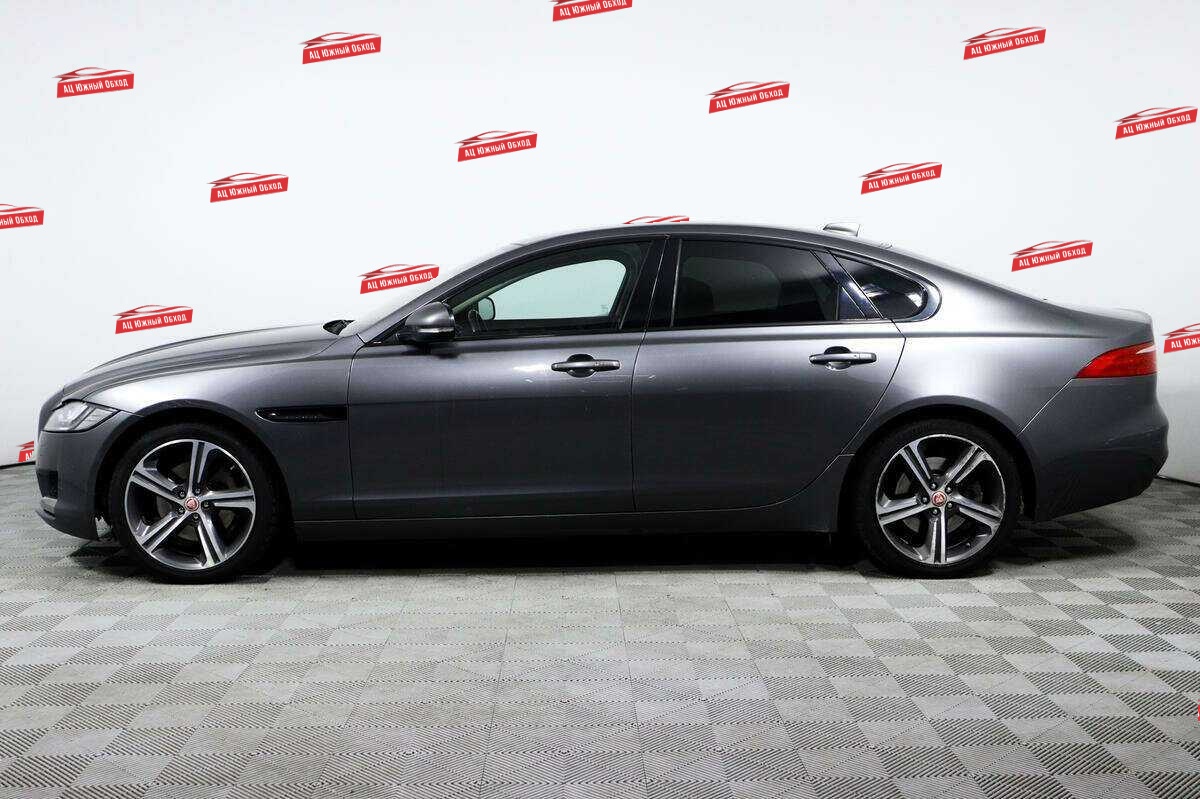 Купить Jaguar XF с пробегом. Фото: #7