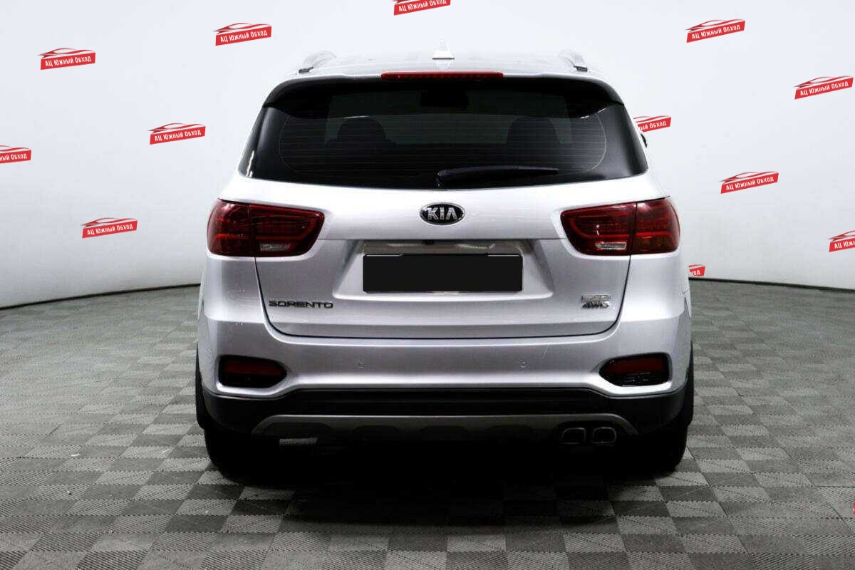 Купить Kia Sorento с пробегом. Фото: #5