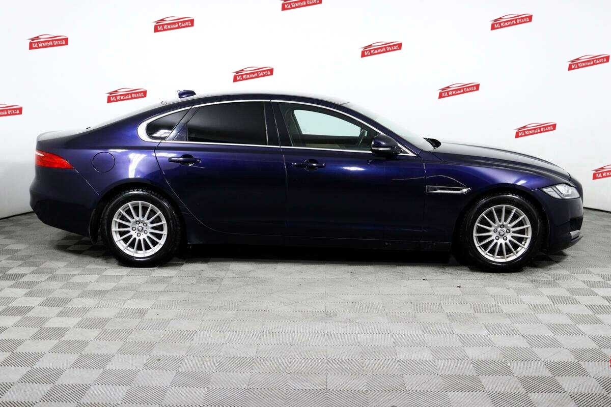 Купить Jaguar XF с пробегом. Фото: #3