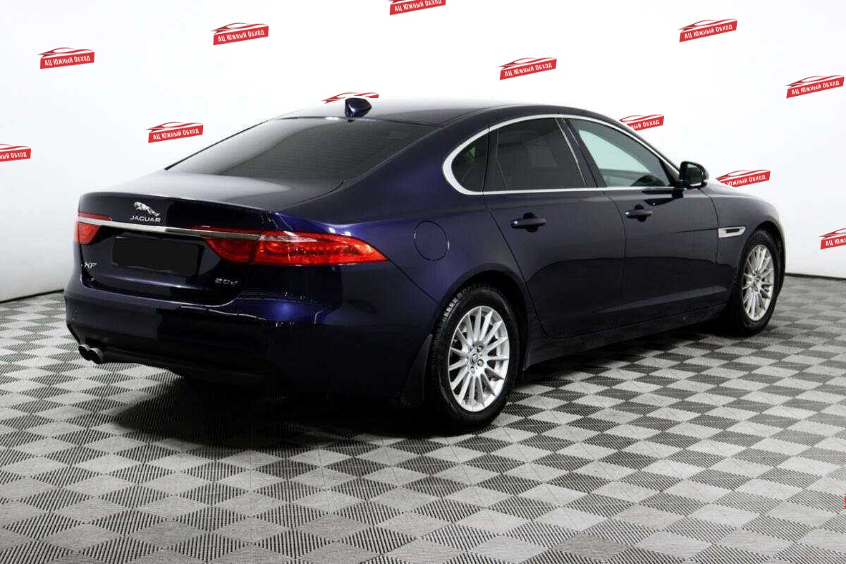 Купить Jaguar XF с пробегом. Фото: #4