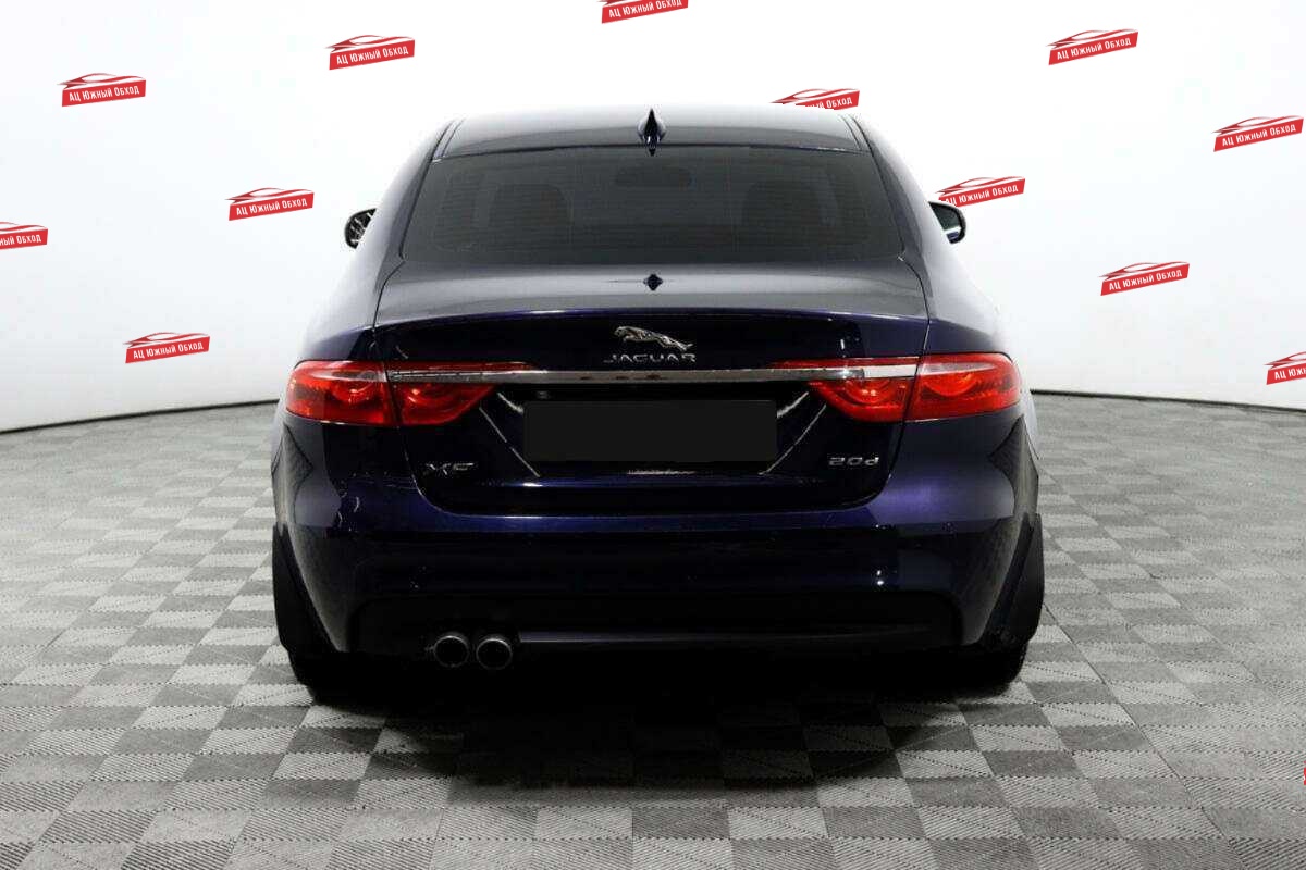 Купить Jaguar XF с пробегом. Фото: #5