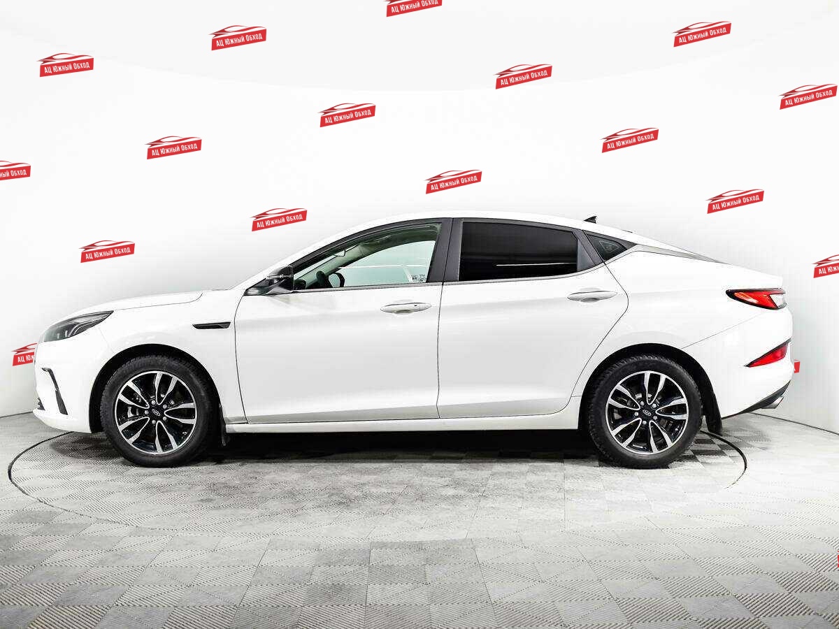 Купить JAC J7 с пробегом. Фото: #7