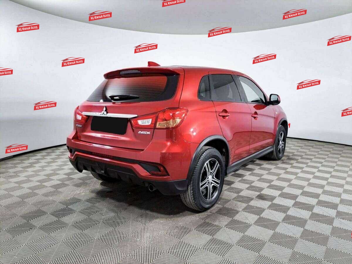 Купить Mitsubishi ASX с пробегом. Фото: #4