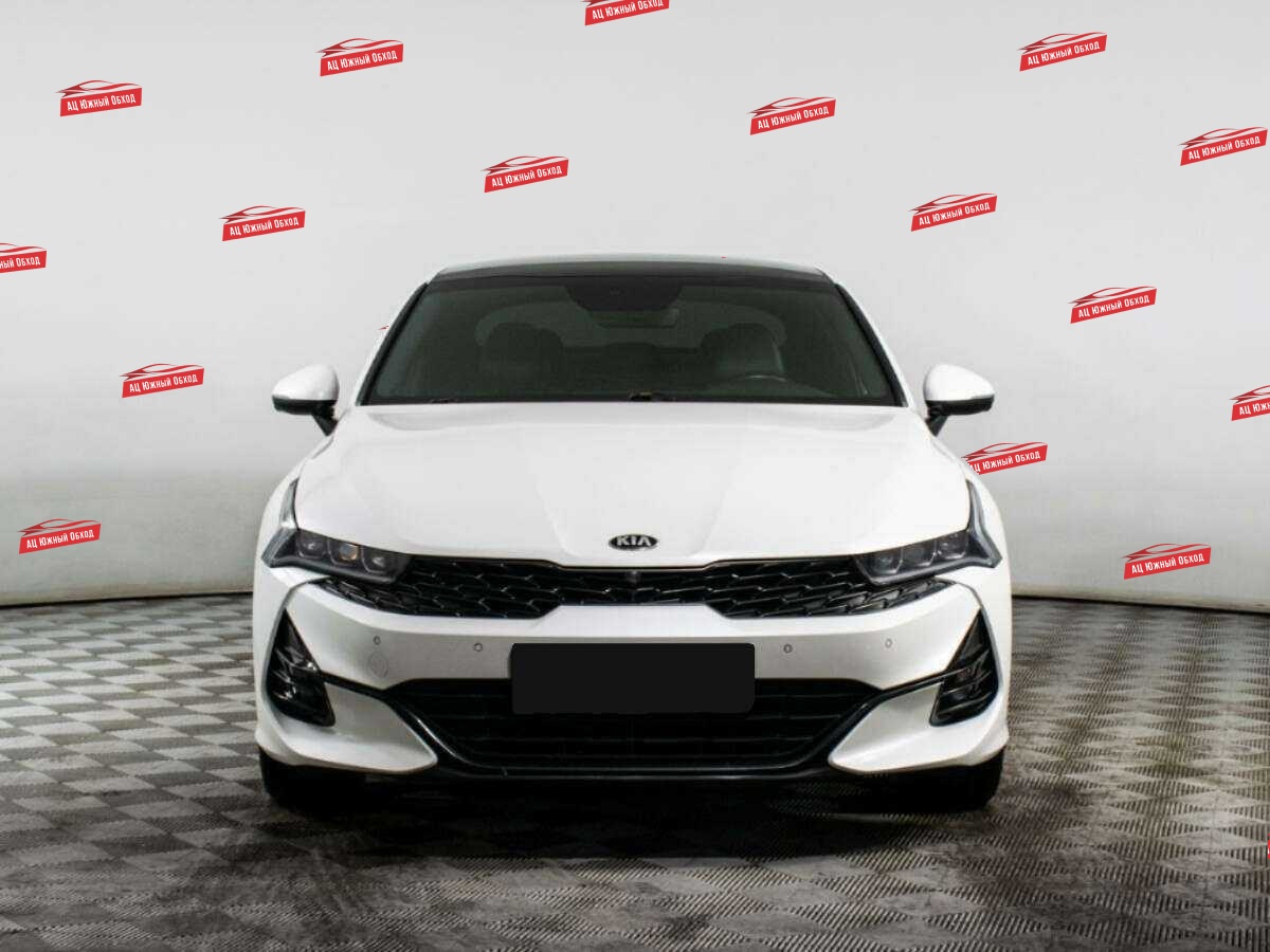 Купить Kia K5 с пробегом. Фото: #1