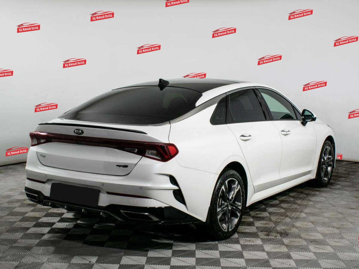 Купить Kia K5 с пробегом. Фото: #2