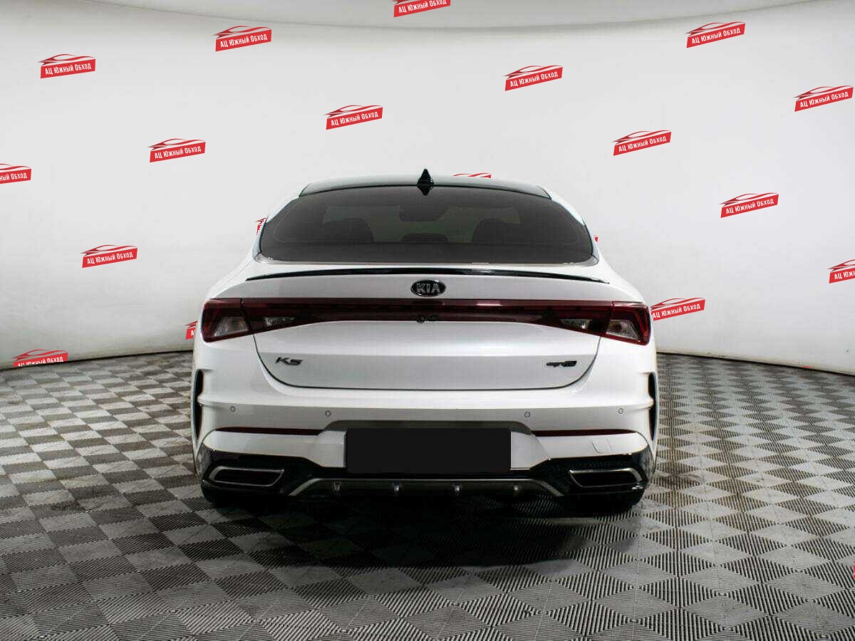 Купить Kia K5 с пробегом. Фото: #3