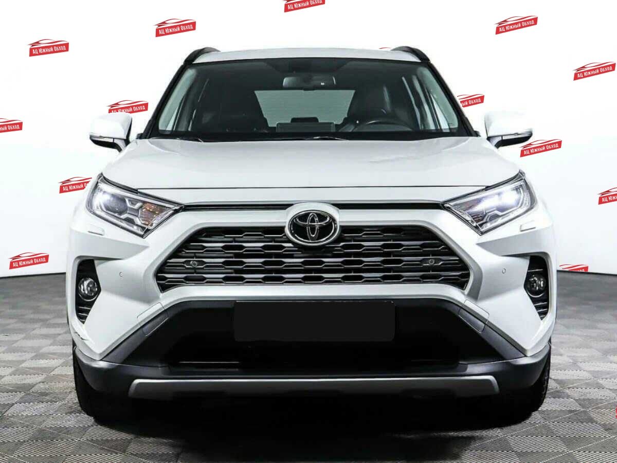 Купить Toyota RAV4 с пробегом. Фото: #1