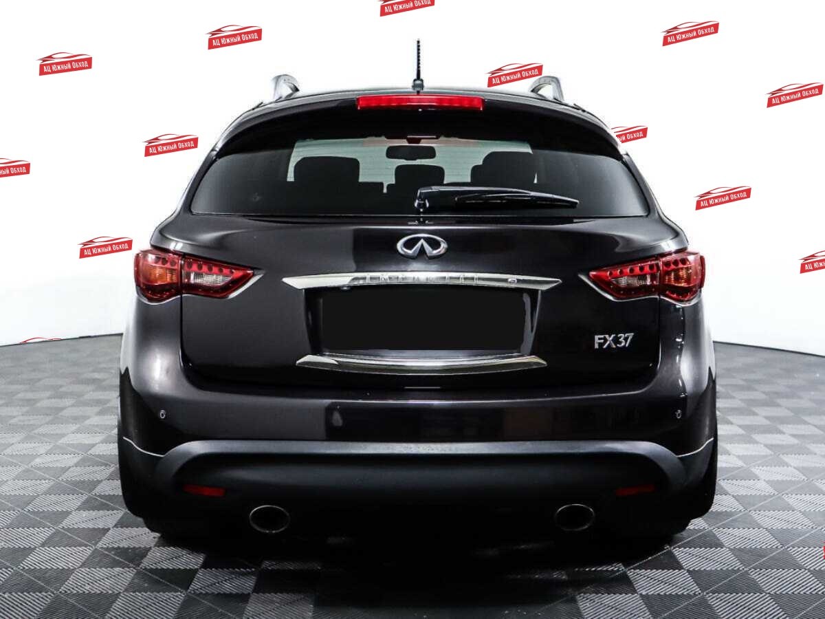 Купить Infiniti FX с пробегом. Фото: #5