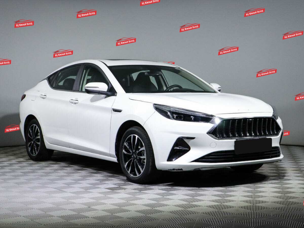 Купить JAC J7 с пробегом. Фото: #2