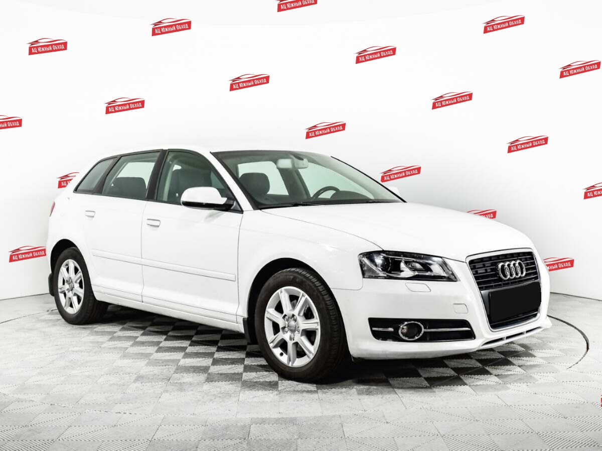 Купить Audi A3 с пробегом. Фото: #2