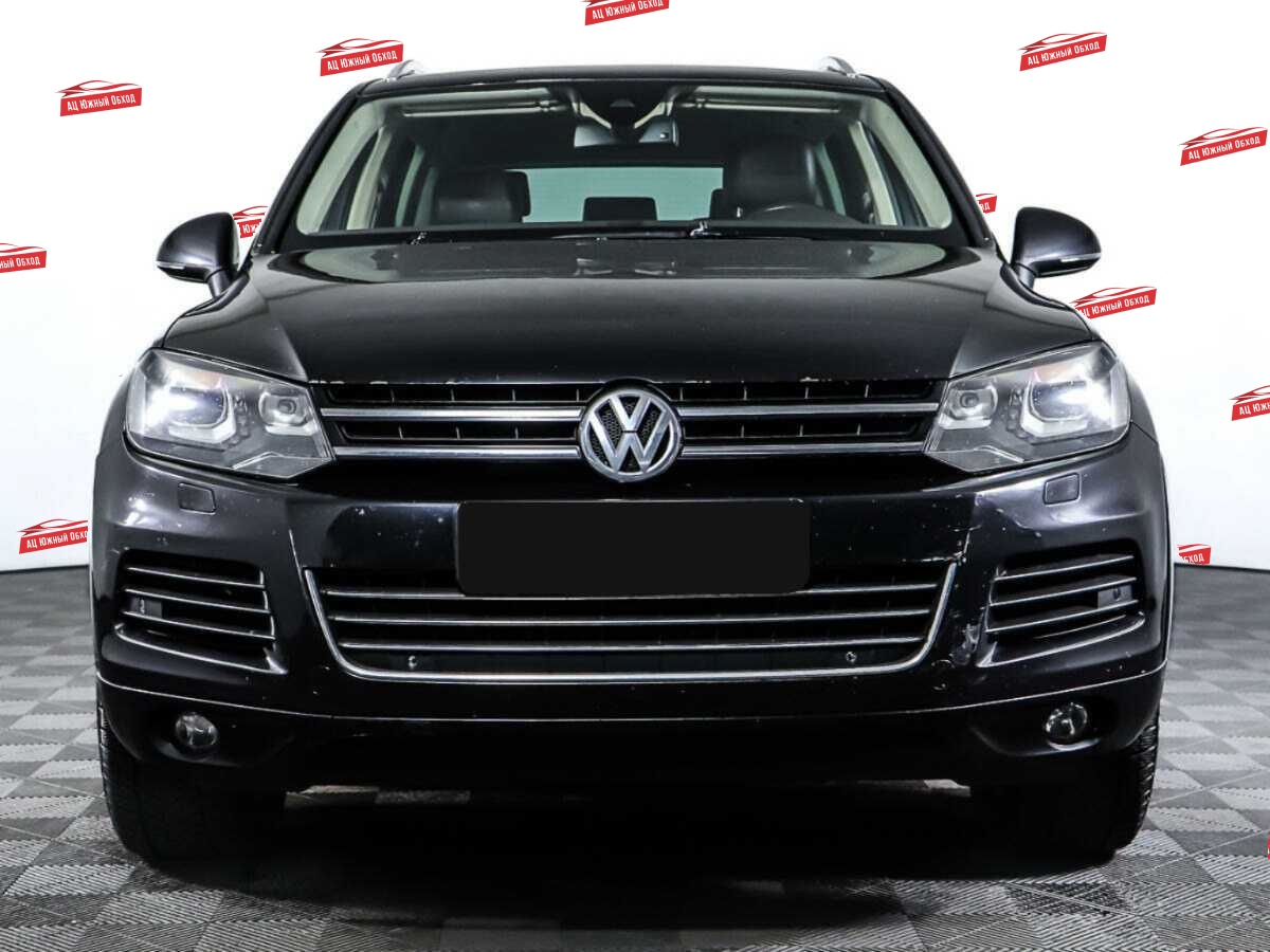 Купить Volkswagen Touareg с пробегом. Фото: #1