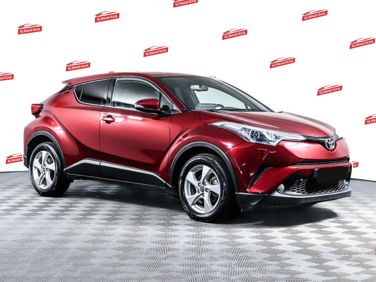 Купить Toyota C-HR с пробегом. Фото: #2