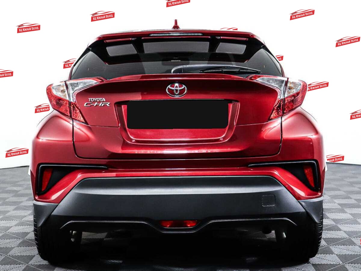 Купить Toyota C-HR с пробегом. Фото: #5