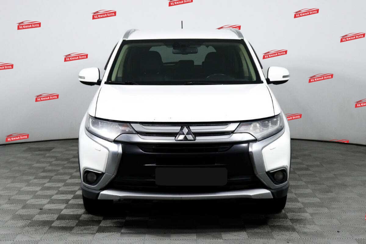 Купить Mitsubishi Outlander с пробегом. Фото: #1