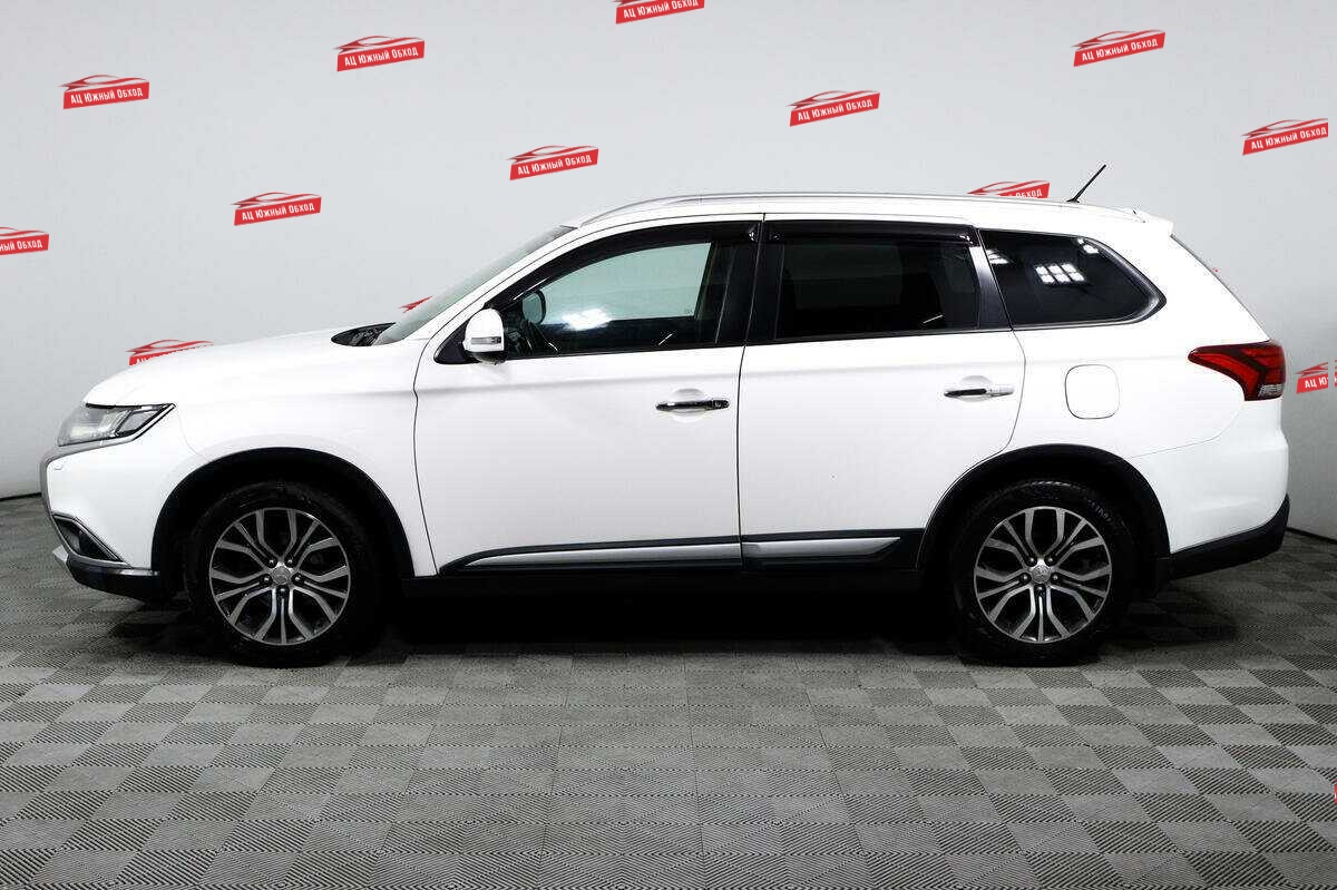 Купить Mitsubishi Outlander с пробегом. Фото: #7