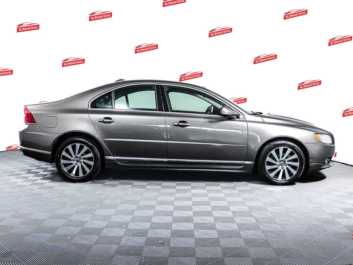 Купить Volvo S80 с пробегом. Фото: #3