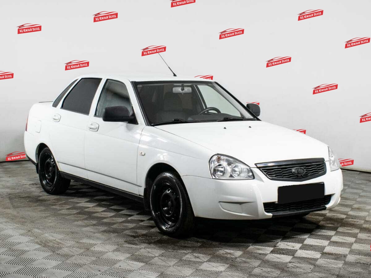 Купить Lada (ВАЗ) Priora с пробегом. Фото: #2