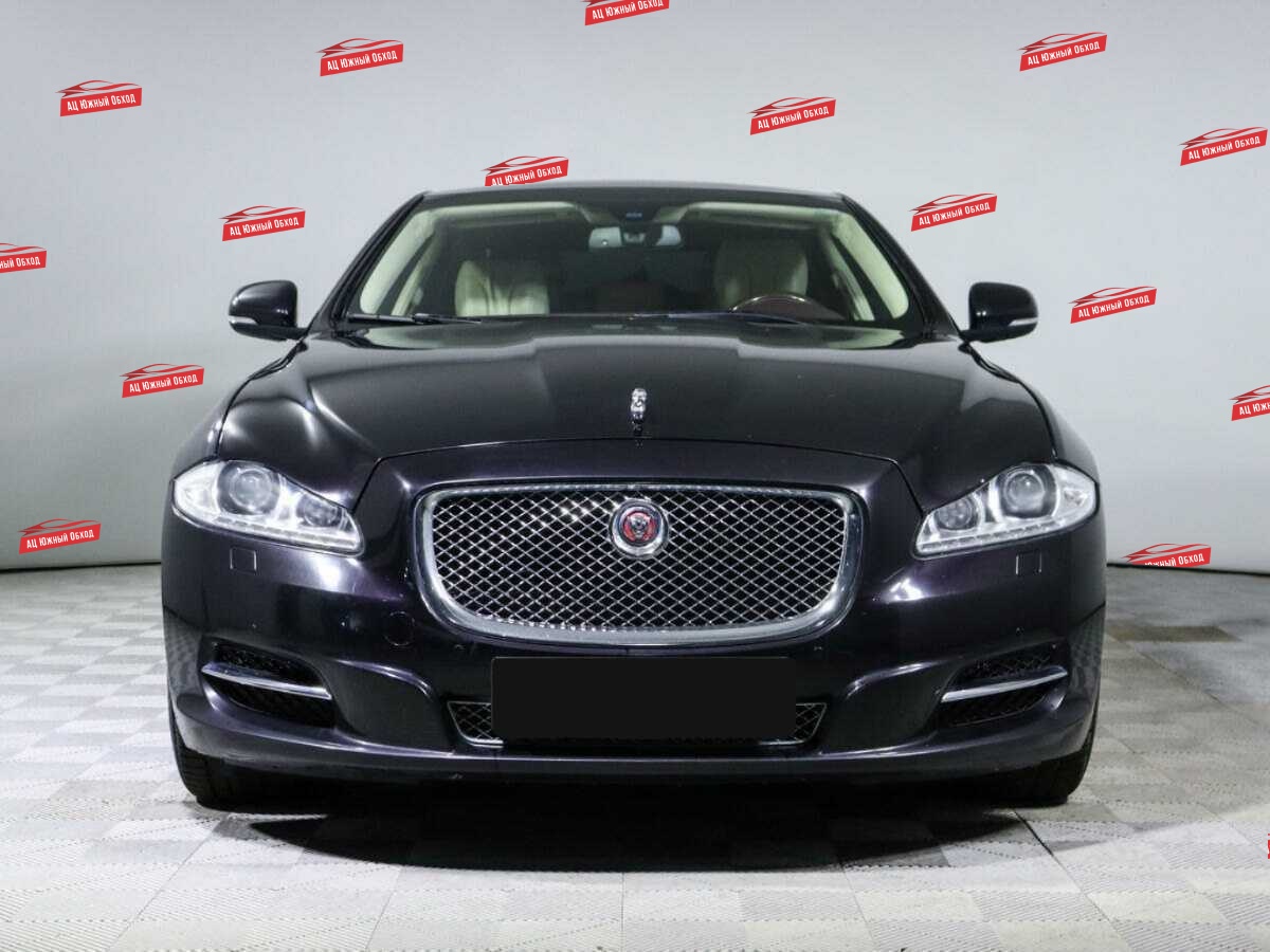 Купить Jaguar XJ с пробегом. Фото: #1