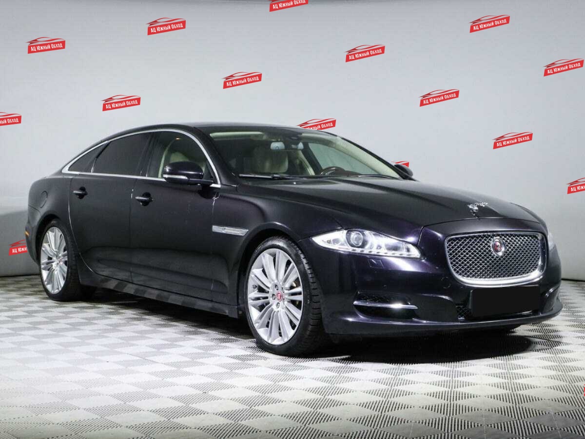 Купить Jaguar XJ с пробегом. Фото: #2