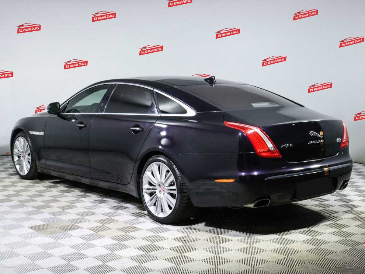 Купить Jaguar XJ с пробегом. Фото: #5
