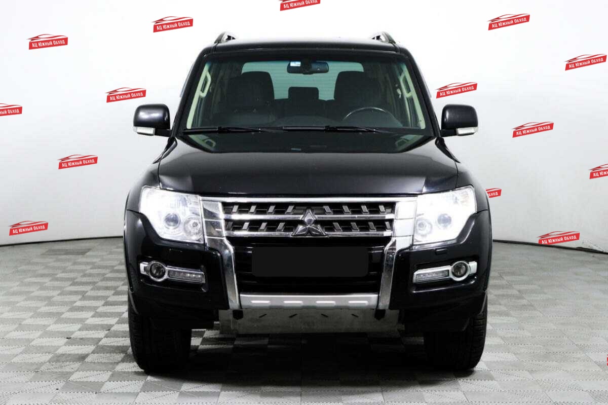 Купить Mitsubishi Pajero с пробегом. Фото: #1