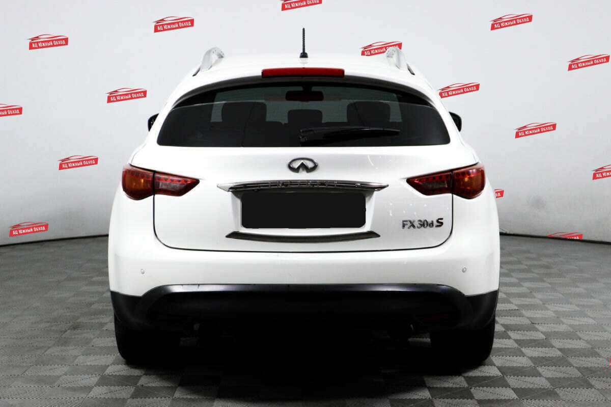 Купить Infiniti FX с пробегом. Фото: #5