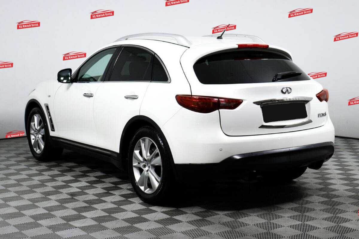 Купить Infiniti FX с пробегом. Фото: #6