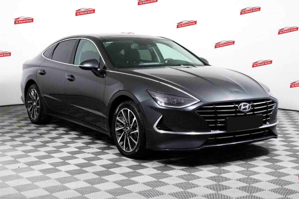 Купить Hyundai Sonata с пробегом. Фото: #2