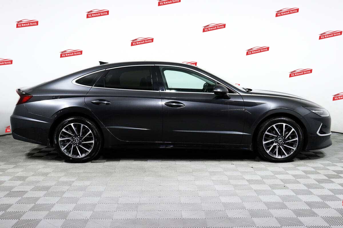 Купить Hyundai Sonata с пробегом. Фото: #3