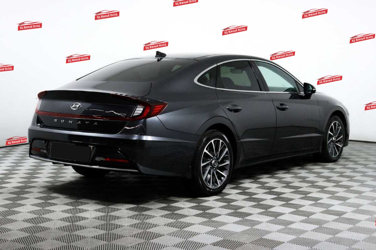 Купить Hyundai Sonata с пробегом. Фото: #4