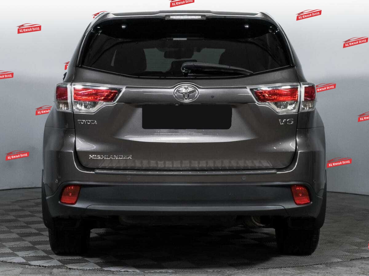 Купить Toyota Highlander с пробегом. Фото: #4